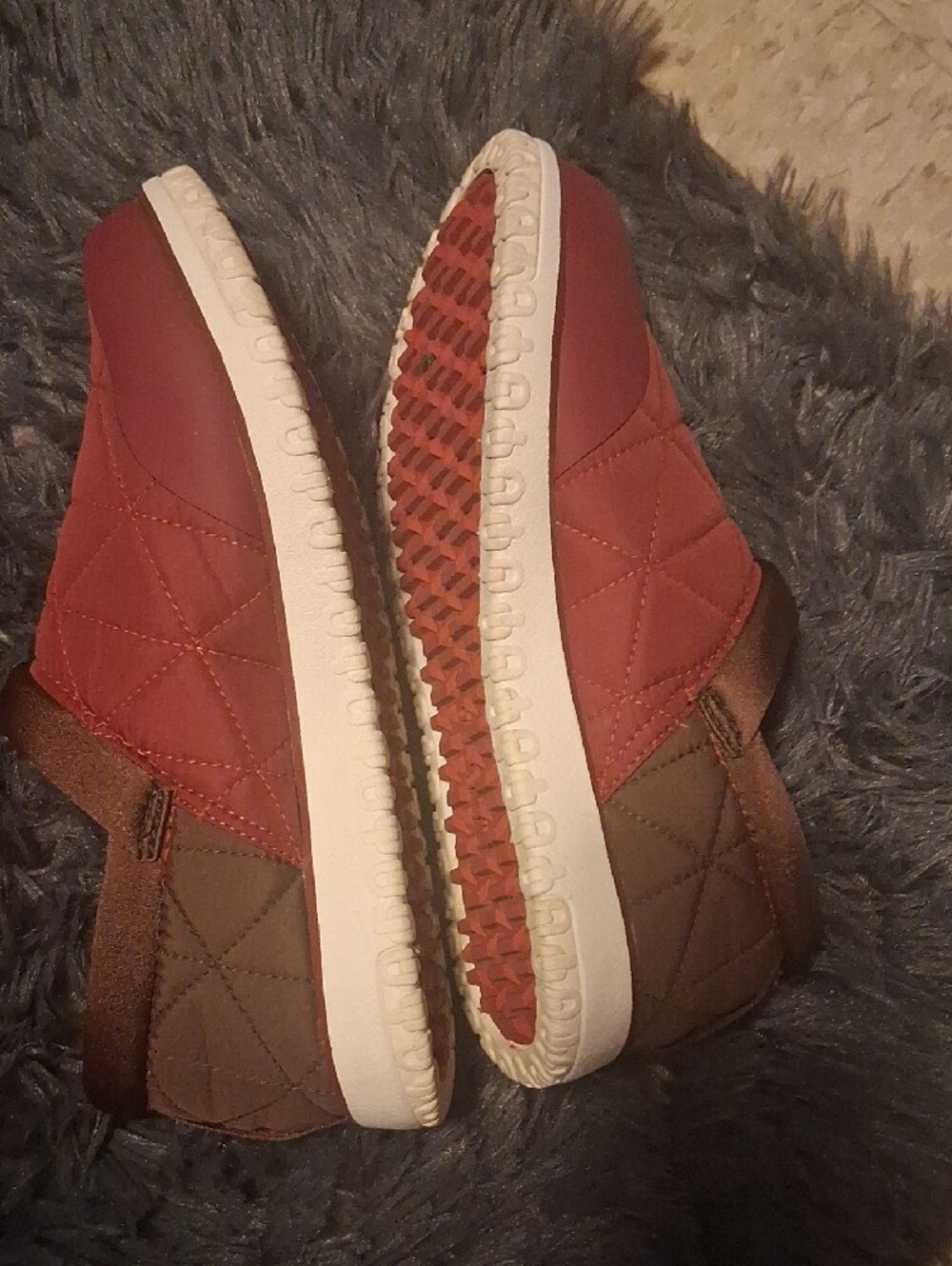 L.L. Bean Quilted Slip-On Shoes in Burgundy with Brown Trim - Picture 7 of 8
